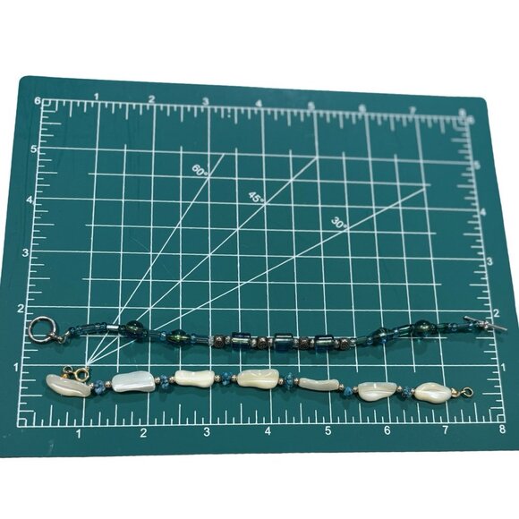 Vintage 60s Southwest Style Plastic Beaded Bracelets In Green/faux Turquoise - Picture 3 of 5